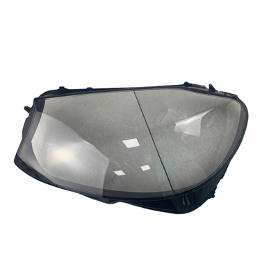 Modelo de automóvil Para Benz C-CLASS W205 Autoparts Concha de plástico de vidrio Superficie de lámpara LED