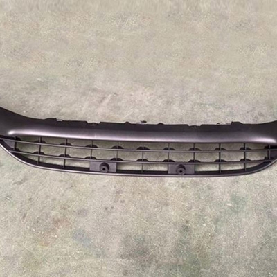 Rejilla inferior de plástico negro para Ford Focus 2015 mejora la apariencia de su automóvil