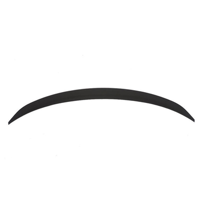 Ala trasera de spoiler de fibra de carbono negra mate para Mercedes-Benz W117 Pintura negra en blanco