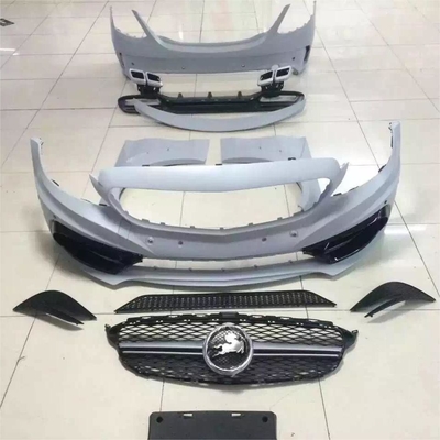 Kit de cuerpo de estilo para Mercedes W205 Clase C Frente parachoques traseros parachoques Fenders faldas laterales