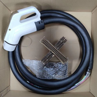 125A 200A GBT Estación de carga rápida Enchufe IP54 Conector de carga de CC para cargadores de vehículos eléctricos