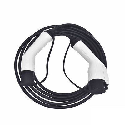 Material de concha termoplástica Tipo 1 IP55 32A 250V AC Enchufe de carga de un solo vehículo eléctrico