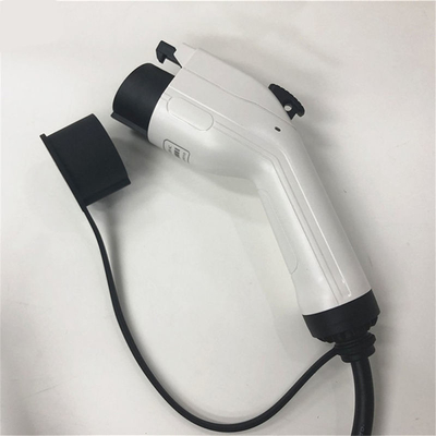 Material de concha termoplástica Tipo 1 IP55 32A 250V AC Enchufe de carga de un solo vehículo eléctrico
