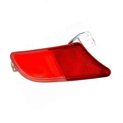 La luz de niebla del parachoques trasero para Ford Escape 2020 LV4B-15K273-BA LV4B-13B414-BA debe sustituirse o repararse.