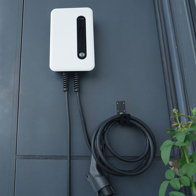 32A cargador de EV montado en la pared con interfaz Tesla estándar Oem Odm Sae J1772 IP 66 clasificado