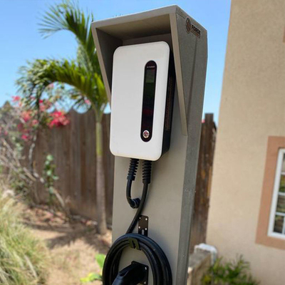 32A cargador de EV montado en la pared con interfaz Tesla estándar Oem Odm Sae J1772 IP 66 clasificado