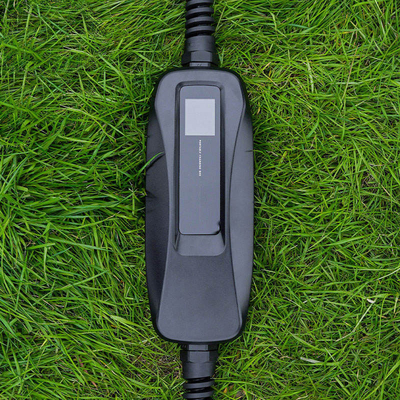 32A Cargador de automóviles eléctricos portátil rápido y fácil para el hogar Resiste la tensión 2000V Clasificación IP IP66